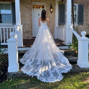 Essence of Australia D3771, size 8 (bust 34”, waist 27”, hips 37.5”)